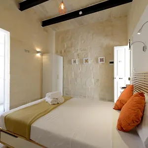 csd-lh-private-room-with-bathroom.hotelssaintjulians.com/